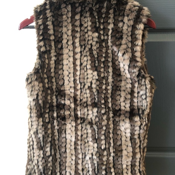 Boston Proper faux fat vest NWT. Grey multi. - Picture 4 of 8